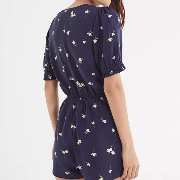 Urban Outfitters Floral Surplice Smocked-Sleeve Romper. - Picture 12 of 14